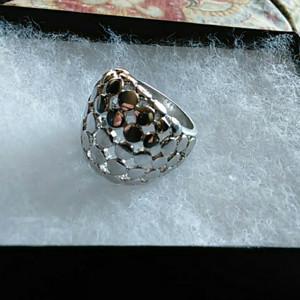Geometric Ring